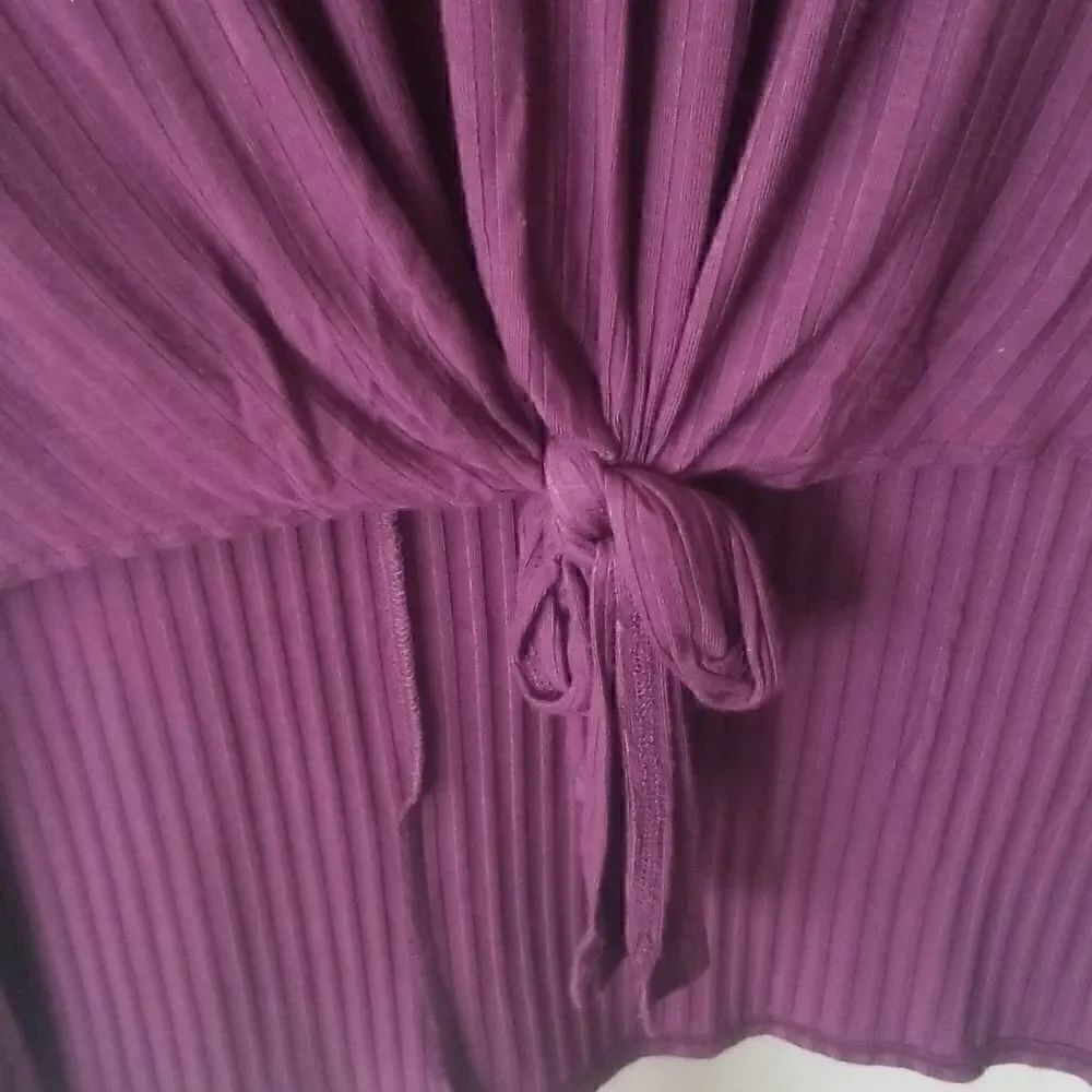 Women’s Waffle Knit Tunic Blouse Plum color Sz Small.. - Picture 2 of 7